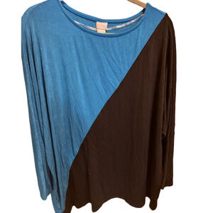 48. WOMENS CHICO’S TRAVELERS 4/XXL DETAIL TOP